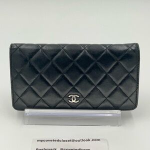 CHANEL Yen Wallet Black w/Taupe Interior and Silver CC Logo Very Good Condition